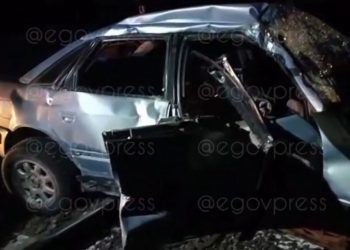 Попытка проскочить через пути привела к ДТП: пассажирский поезд экстренно тормозил в Карагандинской области