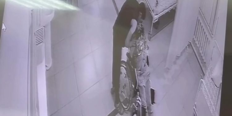 В суде показали видео с пострадавшей Айзат Джумановой