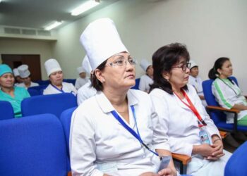 Сенат медицина қызметкерлеріне зорлық үшін жазаны қатайту туралы заңды қабылдады