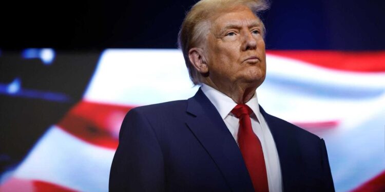 Трамп Иранмен ынтымақтас елдерге 25 пайыздық баж салығын енгізетінін мәлімдеді