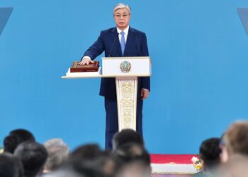 Президенттің өкілеттігі мерзімінен бұрын тоқтаған жағдайда билік қалай беріледі