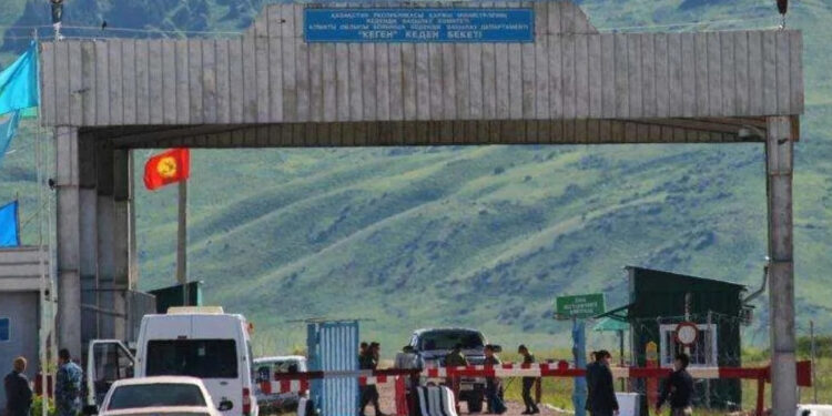 Мажилис одобрил круглосуточный режим работы КПП «Кеген» на границе с Кыргызстаном