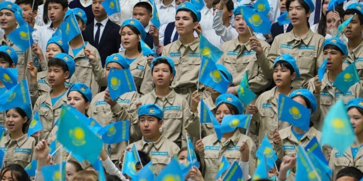 Концепцию «Дети Казахстана» представили в Правительстве: потребуется 1,3 трлн тенге