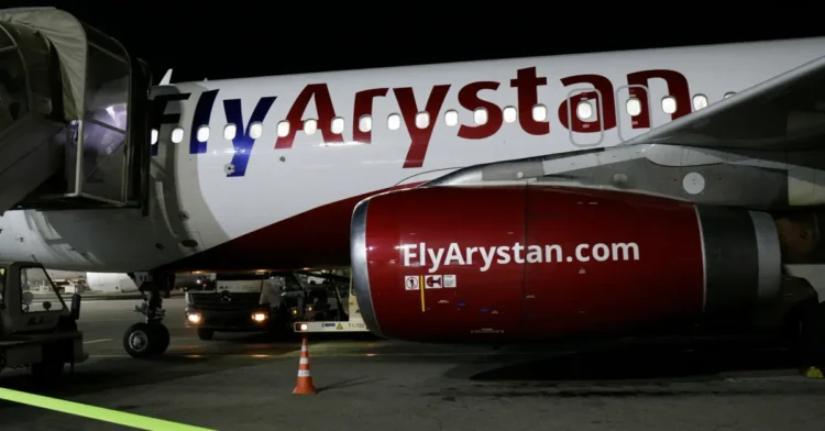 FlyArystan компаниясының бұрынғы қызметкерлеріне ірі көлемде ұрлық және ақша заң бойынша сот үкімі шықты