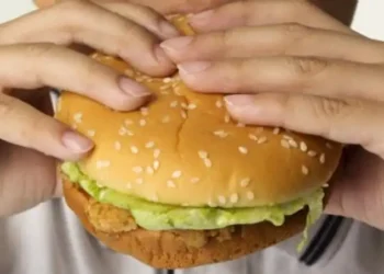 Таразда 12 оқушының улану оқиғасы бойынша сот шешімі шықты