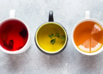 В Казахстане запретили ввоз и продажу ряда марок чёрного чая