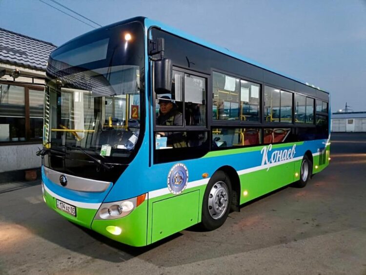 В Конаеве введены в эксплуатацию 5 новых автобусов