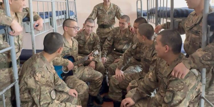 12 одноклассников из Алматинской области вместе служат в армии