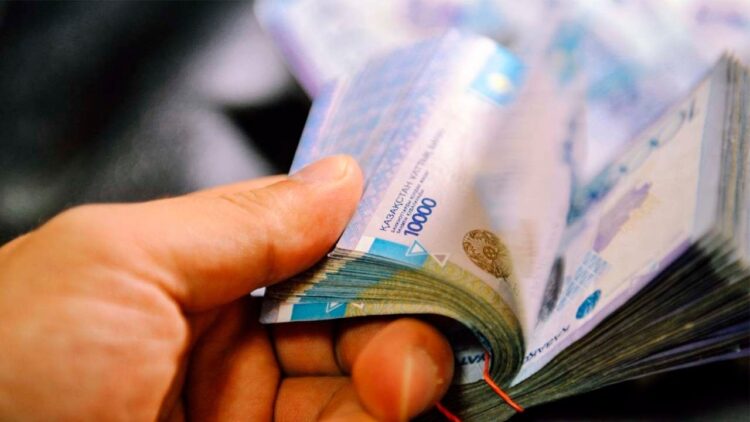 Замакима Алакольского района осудили на 5 лет за хищение 189 млн тенге