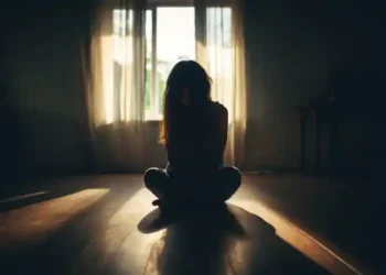 В Шуском районе мужчина полтора года насиловал школьницу