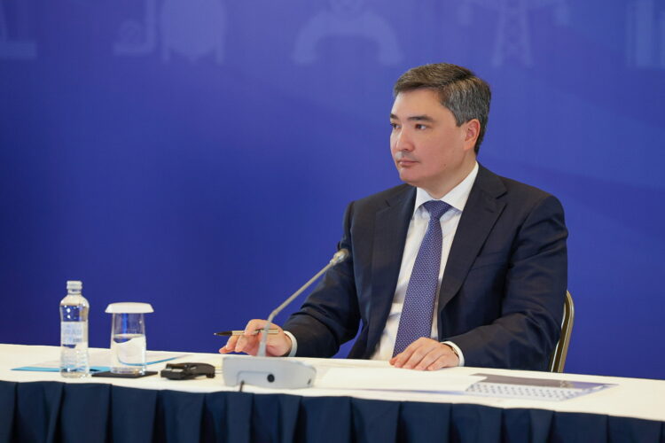 Қазақстанда ауызсуға 100% қолжетімділік жарияланды, бірақ Үкімет басшысы мәселелер барын ескертті