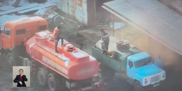 Шымкент мұнай өңдеу зауыты маңында жанармай ұрлау схемасы әшкереленді