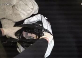 ҰҚД жариялады: БҚО-дағы салық департаментінің бөлім бастығы парамен ұсталған сәт