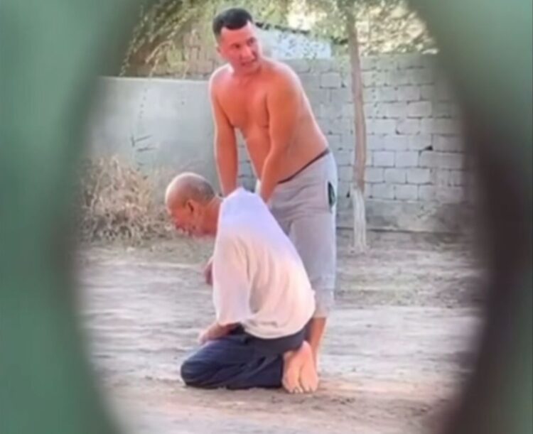 Для мужчины, до смерти избившего отца, запросили 6 лет тюрьмы