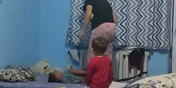 Жетісуда балаға қол жұмсаған ана туралы Балаларды қорғау комитеті пікір білдірді