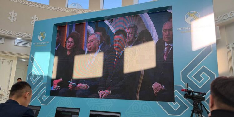 В Кызылорде стартовал V Национальный курултай: открыл заседание Ерлан Карин