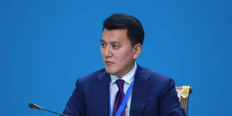 Ерлан Карин: по итогам курултая в Бурабае приняли 6 законов и запустили работу над 10 законопроектами