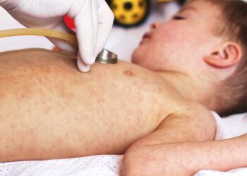 Астанада мектепке дейінгі және мектеп жасындағы балаларды вакцинациядан кейін ғана емханаға жатқызу талап етілді