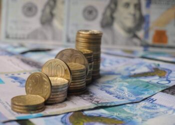 КГД ужесточает меры: счета начнут блокировать с долга в 20 МРП