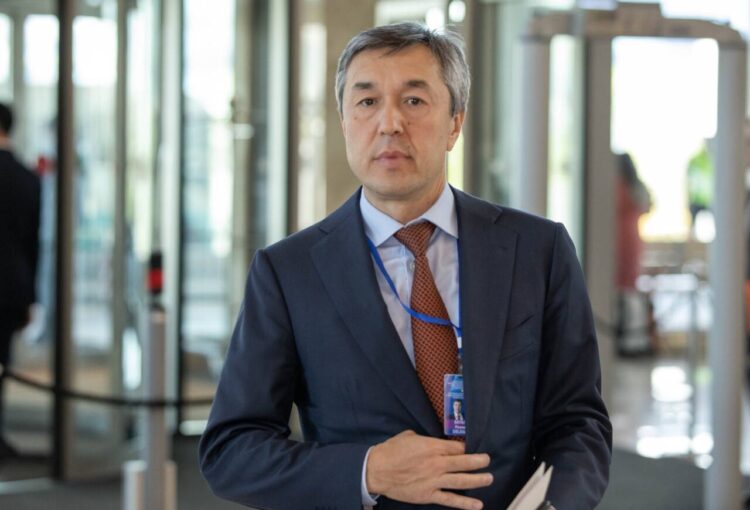 Раимбек Баталов назначен внештатным советником Президента