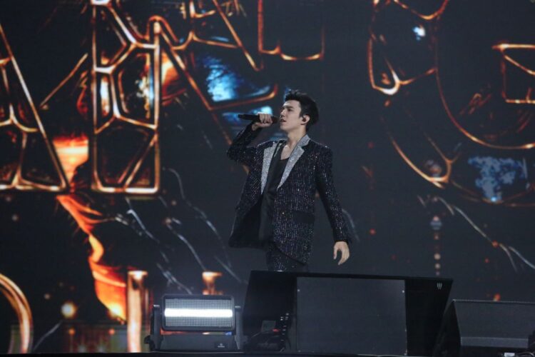 Проект «Voice Beyond Horizon» с Димашем Кудайбергеном показал рекордные рейтинги в Китае