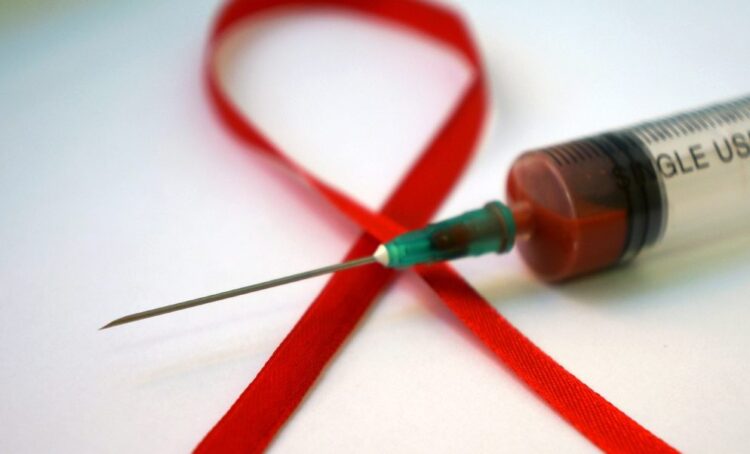 Атырауда транс-персоналардың заңсыз қызметі тоқтатылды: АИТВ қасақана тарату дерегі