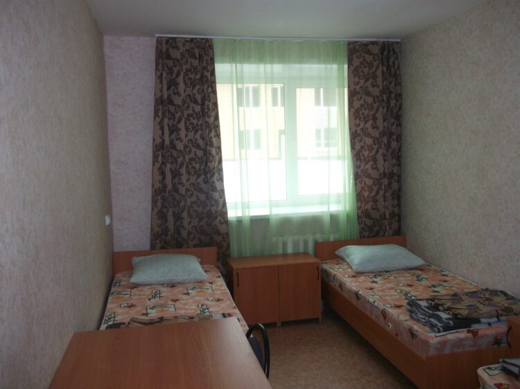 Түркістанда жатақхана мәселесі: студенттер тазалық талаптарына қатысты пікір білдірді