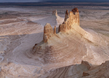 Британское издание включило Мангистау в список лучших пустынь для путешествий
