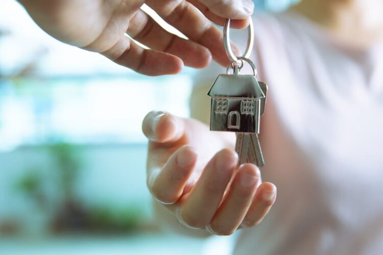 Более 20 млн тенге ущерба: подозреваемая из Урджара взята под стражу