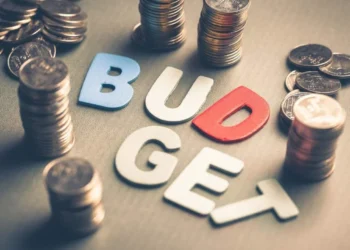 Олжас Бектенов Тоқаевқа әлеуметтік саладағы қаржы жымқыру фактілері туралы баяндады