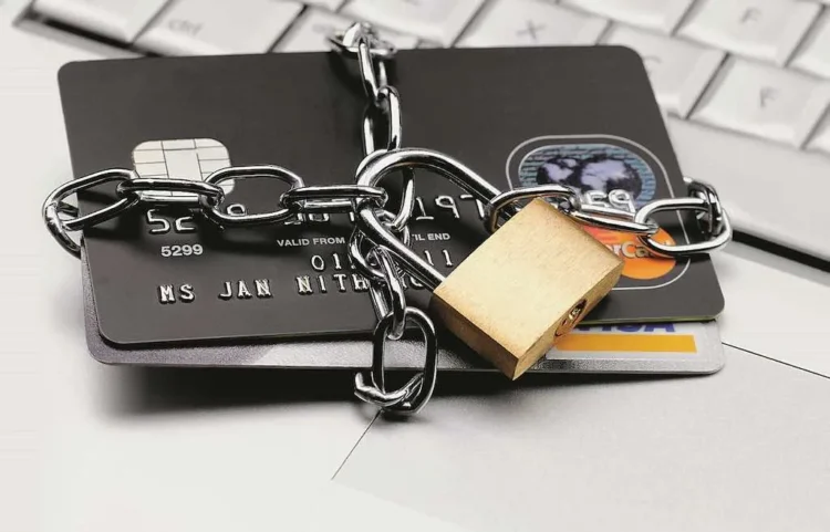 В КГД объяснили, в каких случаях могут заблокировать счета казахстанцев