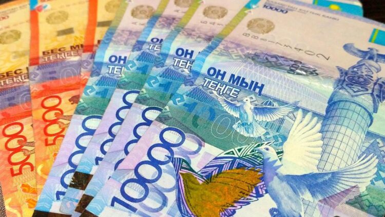 Блогерам выставили счет: в бюджет взыскали почти 500 млн тенге