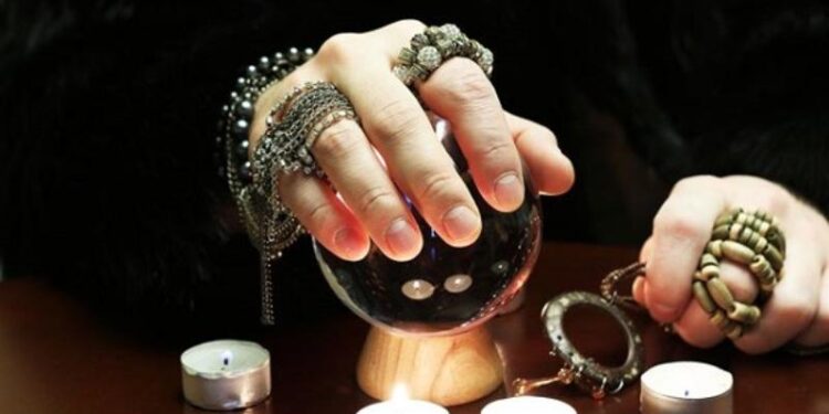 Астанада TikTok-та “экстрасенс-емші” рөлін ойнаған азамат сотталды