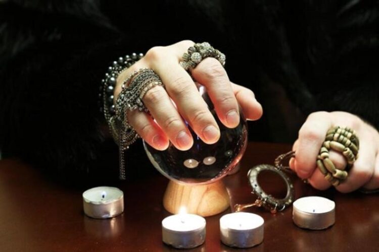 Астанада TikTok-та “экстрасенс-емші” рөлін ойнаған азамат сотталды