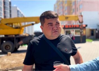 Блогера в Уральске осудили на три года за вымогательство и мошенничество