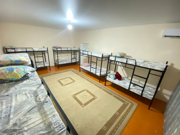 В Туркестане студентки колледжа заявили о споре с администрацией общежития из-за правил уборки