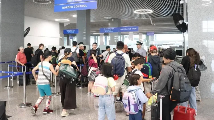 Таяу Шығыстан 1000-ға жуық қазақстандық елге оралды