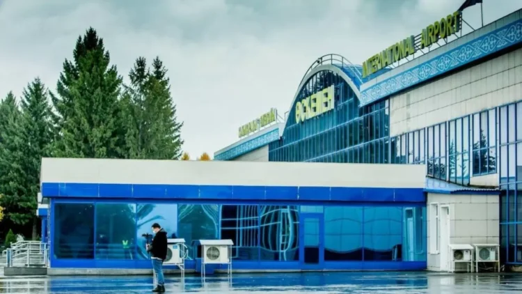 Экс-руководитель Международного аэропорта Усть-Каменогорск получил 8 лет за растрату и злоупотребление полномочиями