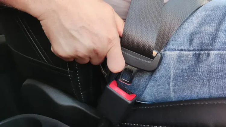 Новые правила Green Card: паспортные данные, плата за участие и строгий контроль пола