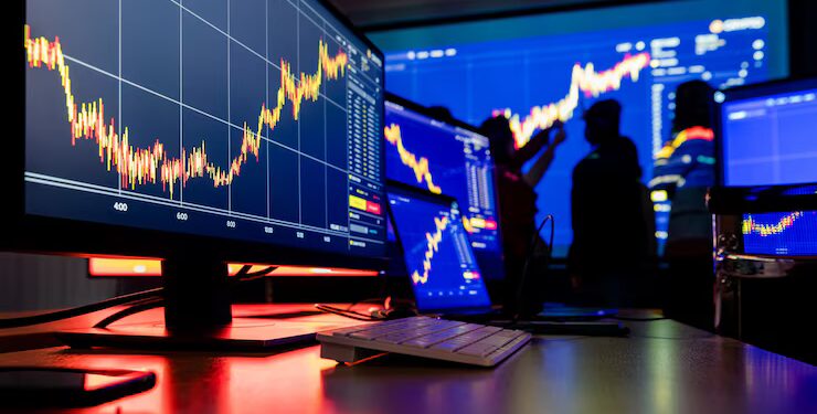 Инвестиции» в WhatsApp: жительница ЗКО лишилась почти 1,5 млн тенге