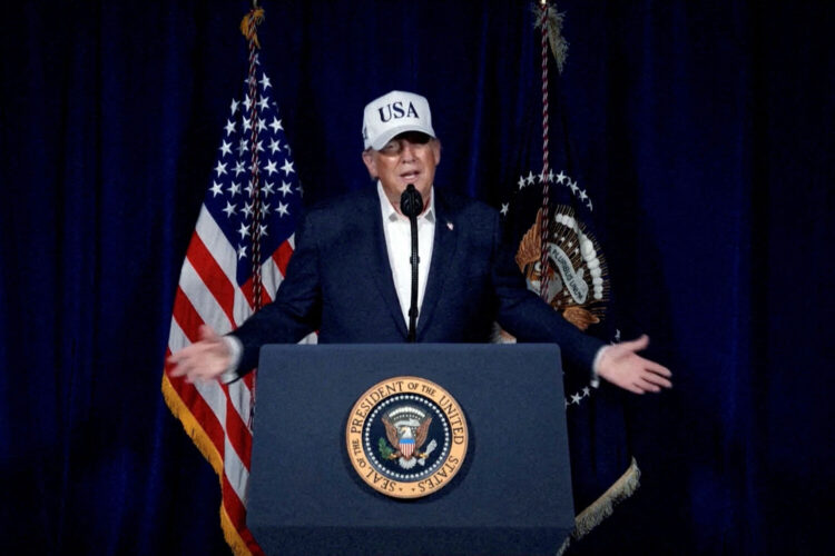 Дональд Трамп заявил о продолжении ударов по Ирану в течение 4–5 недель