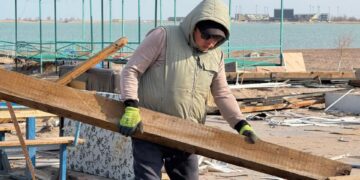 Новый облик побережья: в Конаеве начали реконструкцию пляжей №6 и №7