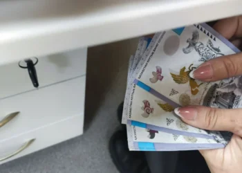 Астанадағы мектеп ісі: Садыкова 8 жылға, Атжанова 7 жылға сотталды