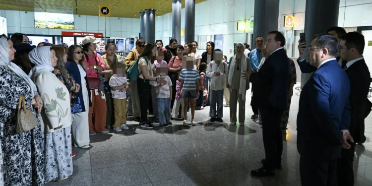 Эвакуация из зоны конфликта: более 3300 казахстанцев вернулись с Ближнего Востока