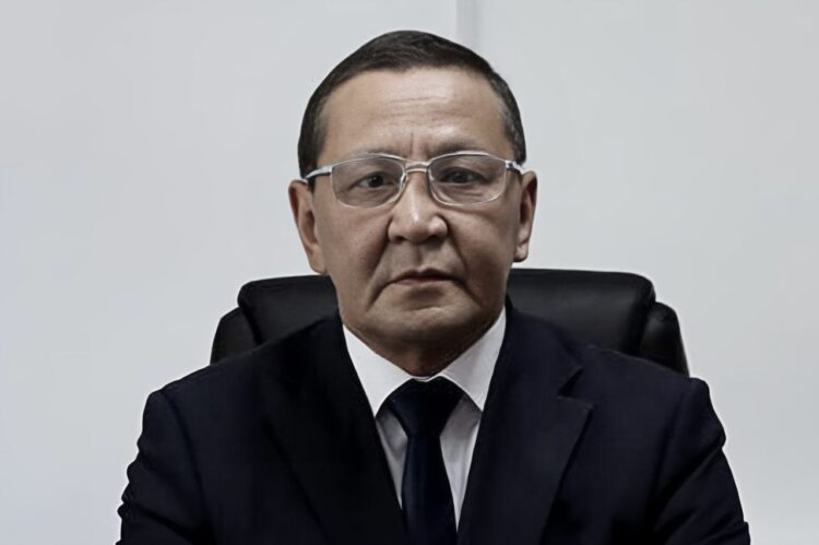 В Западно-Казахстанской области арестован экс-чиновник по делу об изнасиловании несовершеннолетней