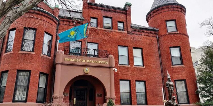 Эстафету приняли Вашингтон и Нью-Йорк: референдум охватил Северную Америку