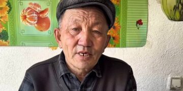 Жетісу облысында сұмдық жағдай: Қарт әке өз балаларынан көрген қорлығын айтып шағымданды