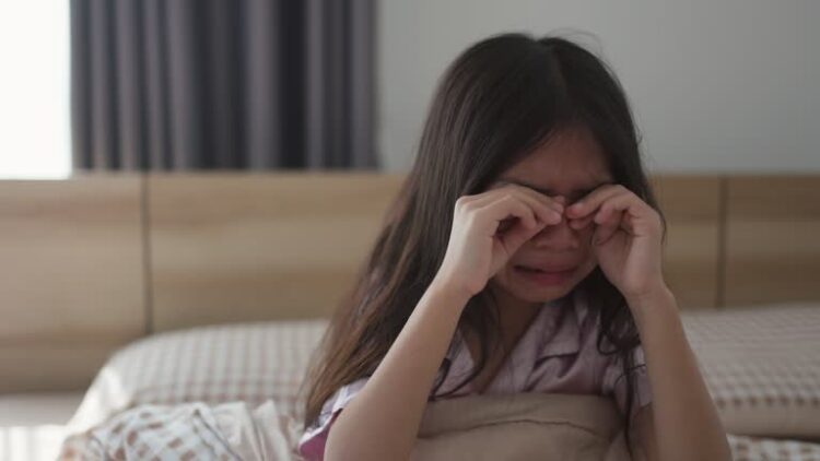 «Папа показал червяка»: шокирующие подробности дела о насилии над ребенком в Усть-Каменогорске