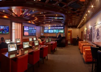 Банки Казахстана приостановили транзакции букмекерских контор: подробности