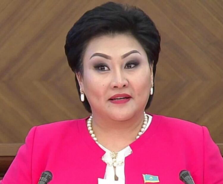 Бакытгуль Хаменова выходит на свободу: Суд заменил реальный срок ограничением